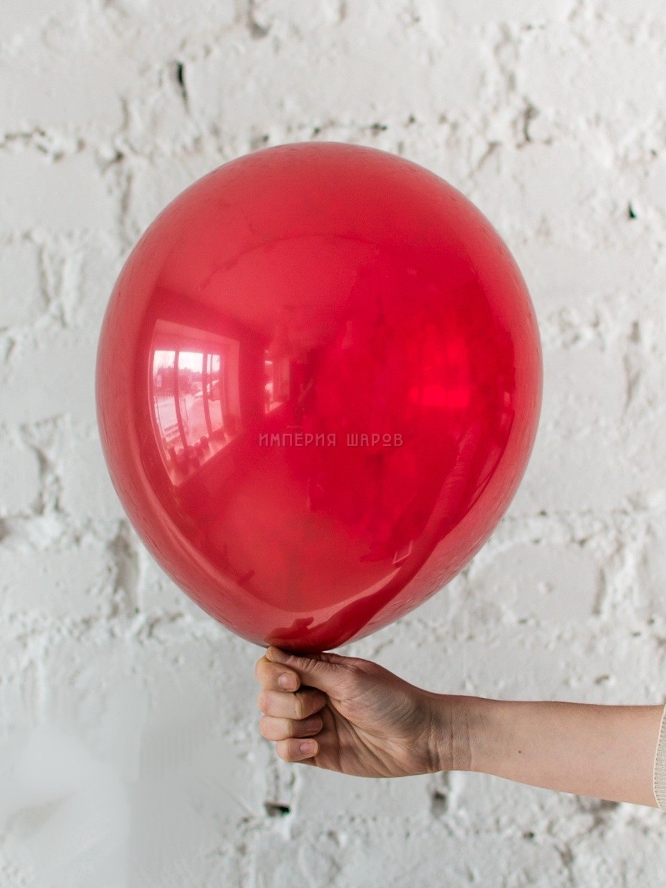 Латексный шар с гелием красный полупрозрачный